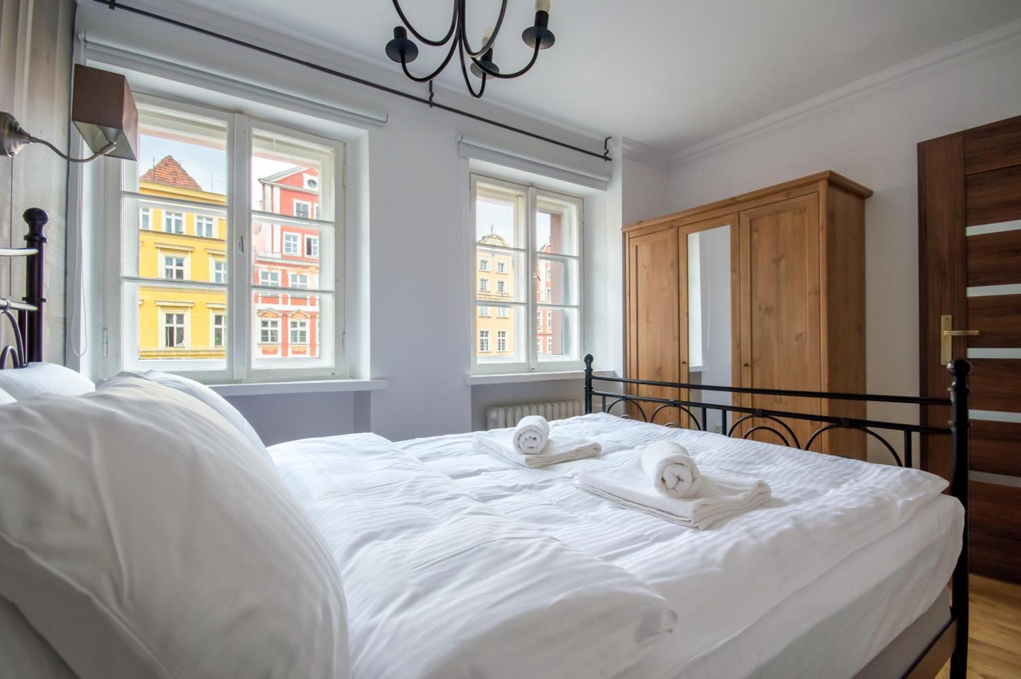 Appartamento Apartament W Ratuszu Breslavia Esterno foto